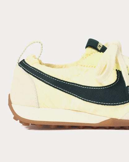 Jacquemus - Moon (Women's)