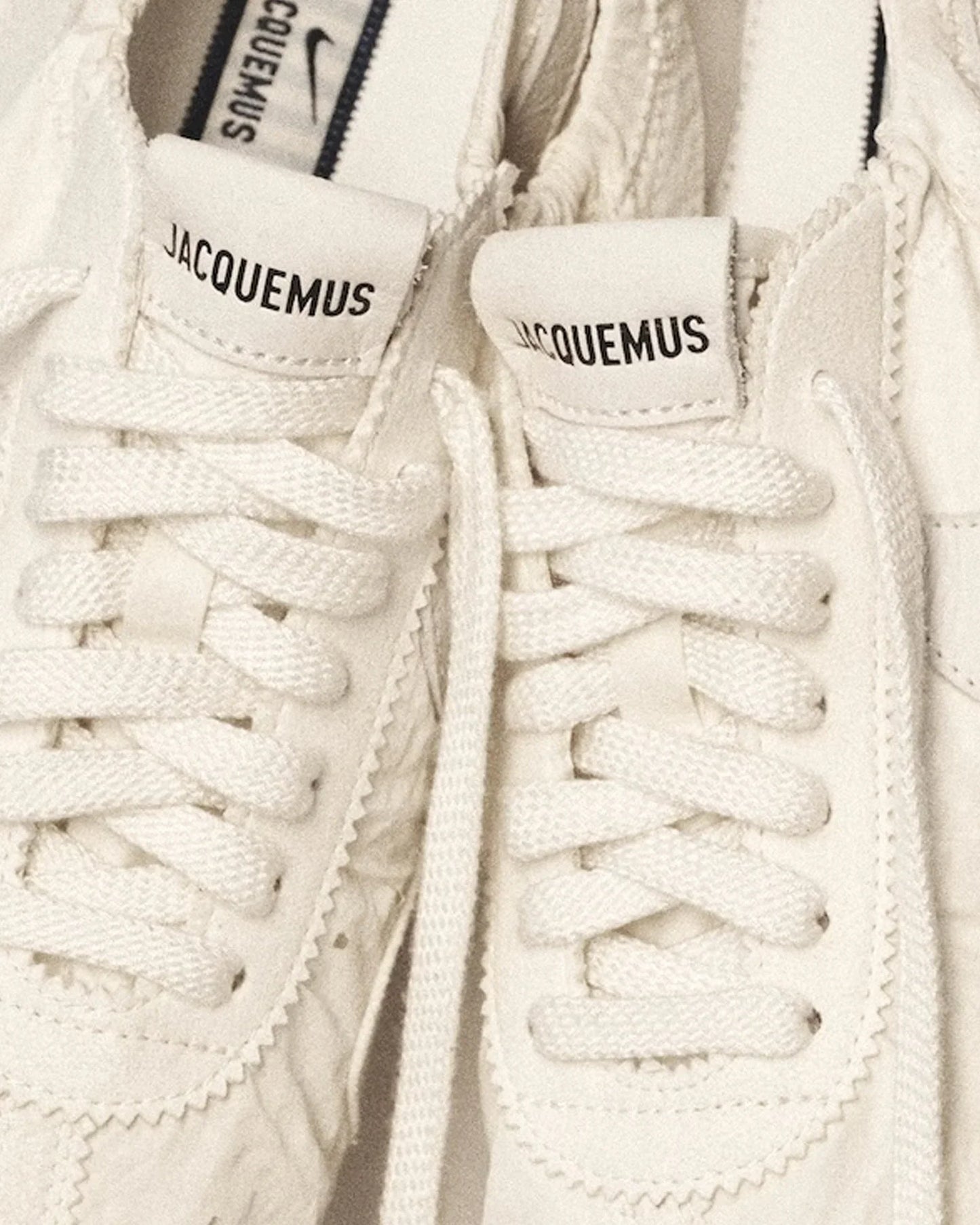 Jacquemus - Moon (Women's)